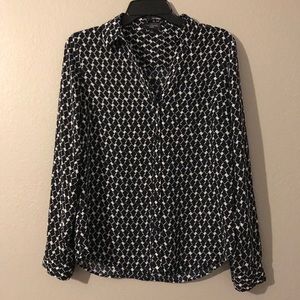 The Limited Ashton navy geometric button down top